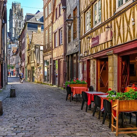 Rafael F2 Dans Particulier * Rouen