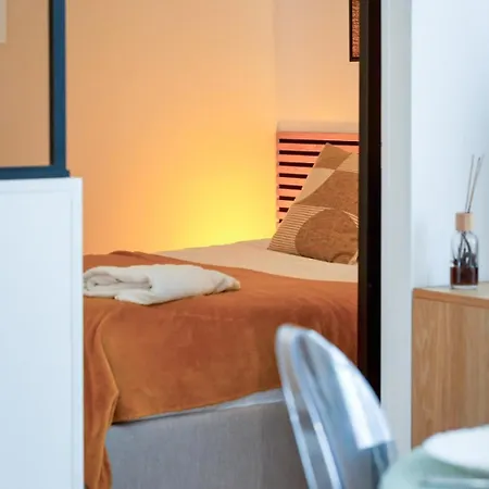 Rafael F2 Bourgeois Avec Jardin Daire Rouen