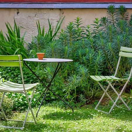 Rafael F2 Bourgeois Avec Jardin Apartment