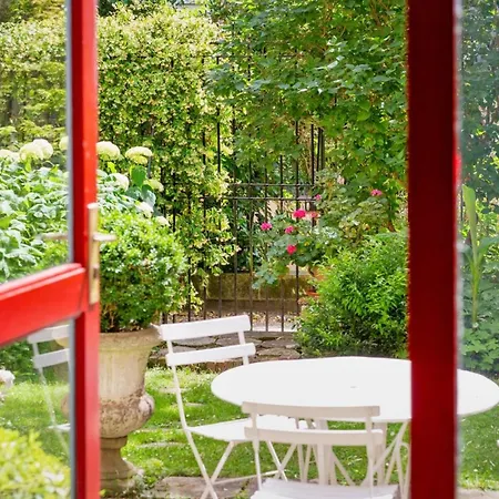 Rafael F2 Bourgeois Avec Jardin