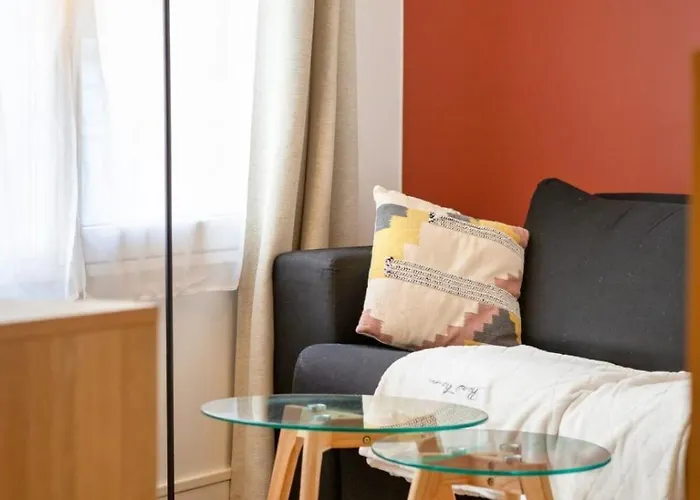 Rafael F2 Bourgeois Avec Jardin * Rouen