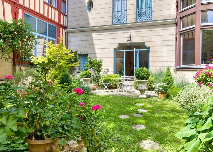 Rafael F2 Bourgeois Avec Jardin Apartment *